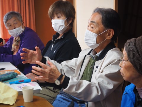懇談会の様子