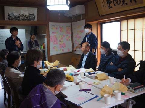 懇談会の様子